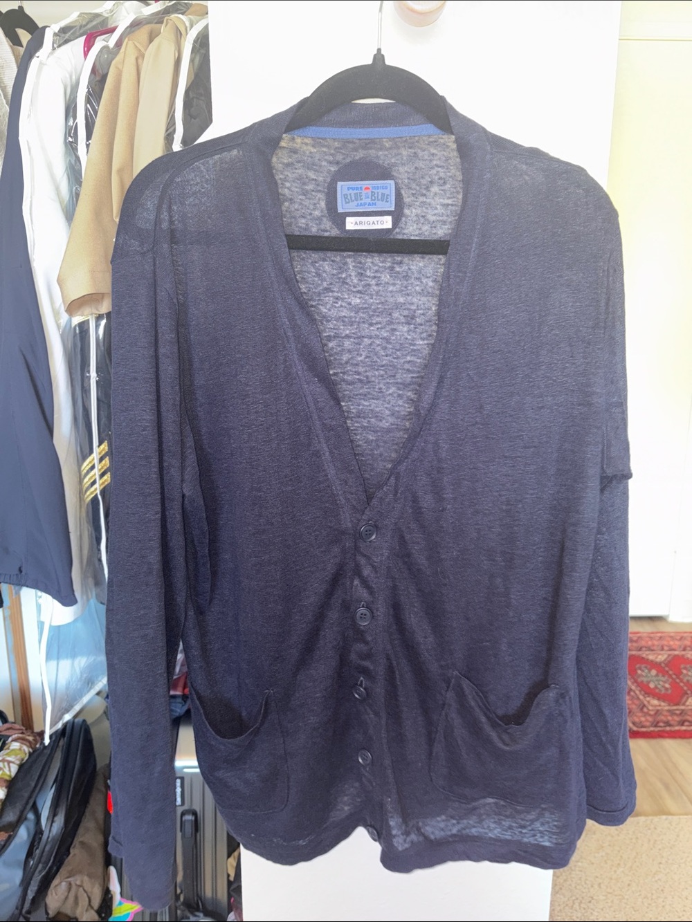 Men's Lightweight Navy V-Neck Cardigan with Front Pockets